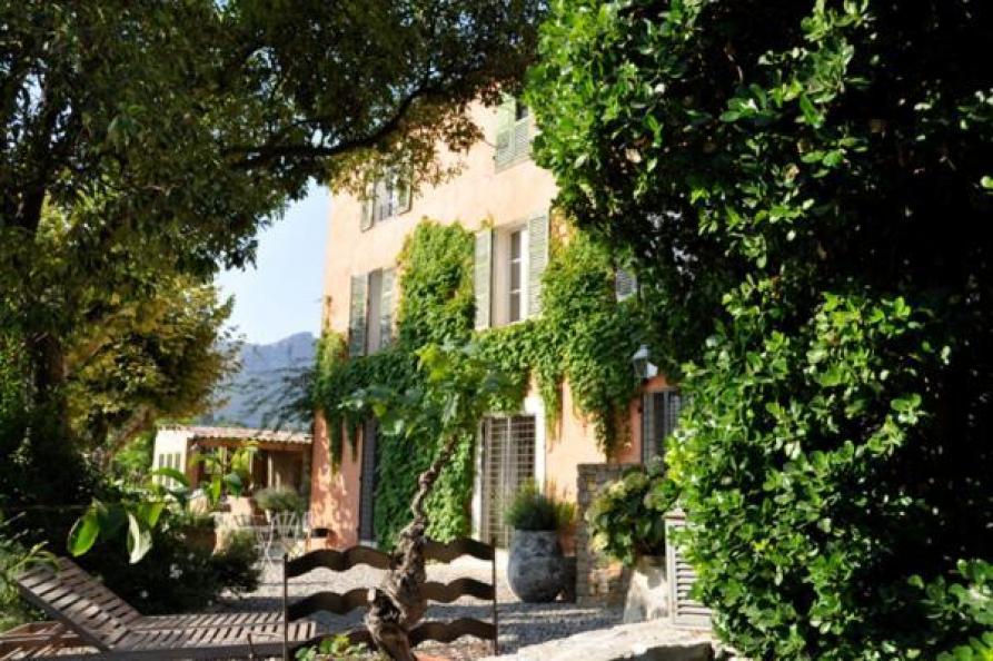 Maison°9 