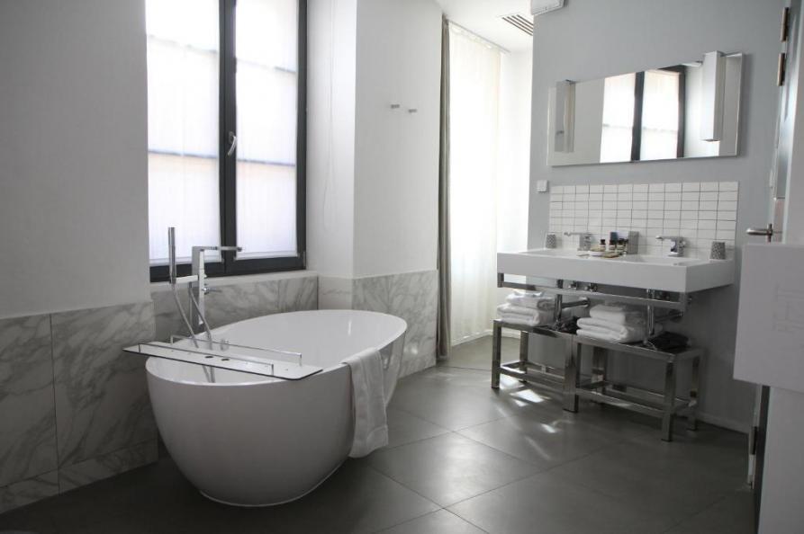 Hotel Quatorze - Badkamer Executive kamer